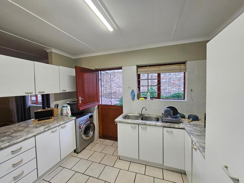 3 Bedroom Property for Sale in Jeffreys Bay Eastern Cape